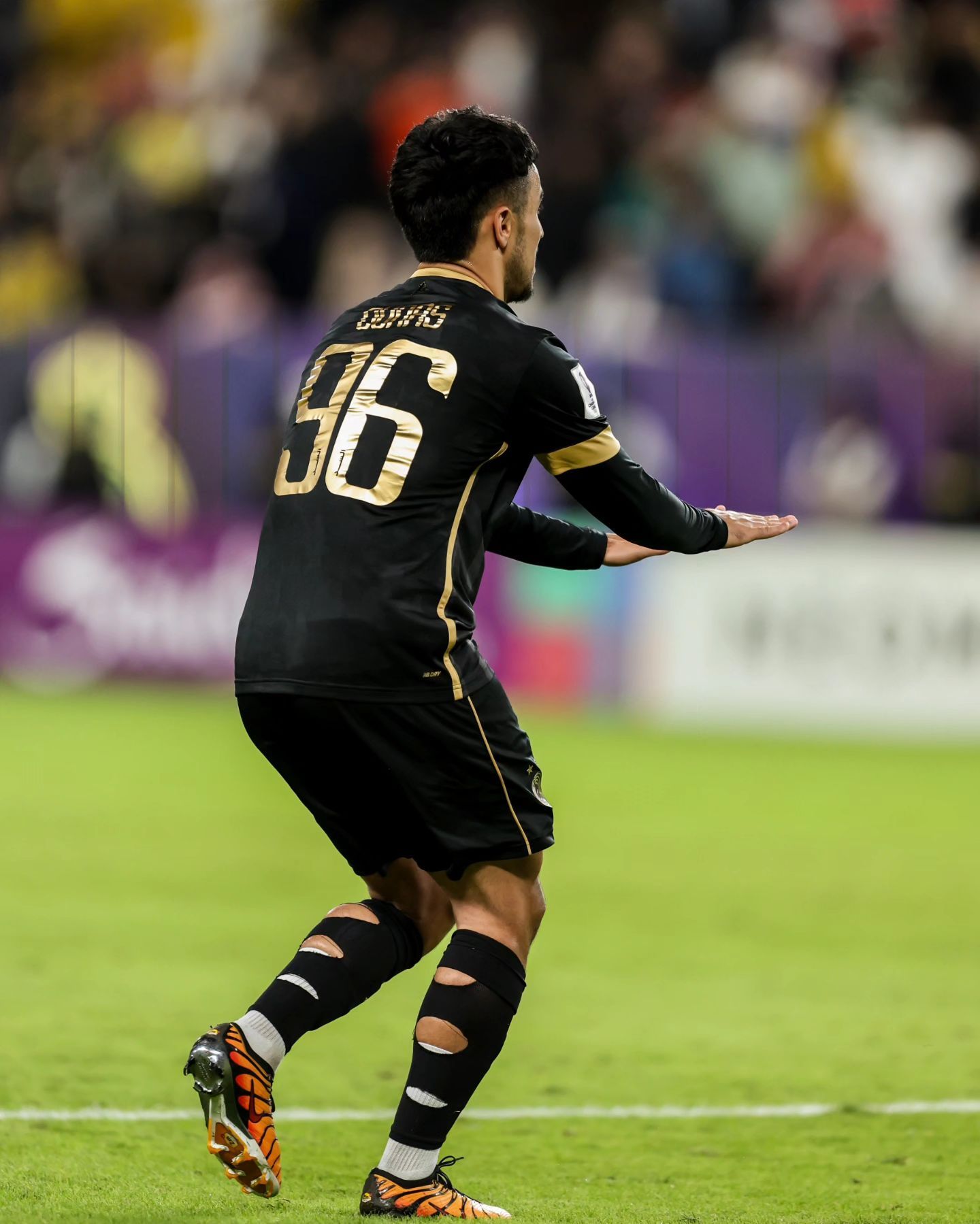 开云体育入口-塞维利亚发布备战花絮；集结日主帅复盘；意大利杯任务艰巨；年轻球员得到机会的简单介绍