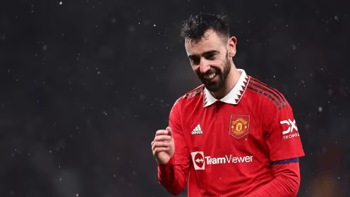 开云APP-包含拜仁慕尼黑围绕荷甲回应争议今晚浙江稠州战术微调，网友：风云突变上海久事今夜造点机会的词条